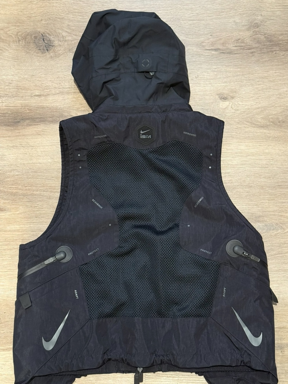 Nike Ispa Adapt Mod Vest Black - Picture 8 of 10